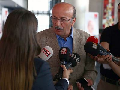 Bekaroğlu: Görüşmelerde bir kriz yok ama...