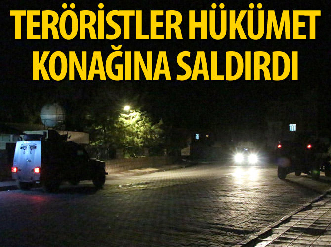 Teröristler hükümet konağına saldırdı