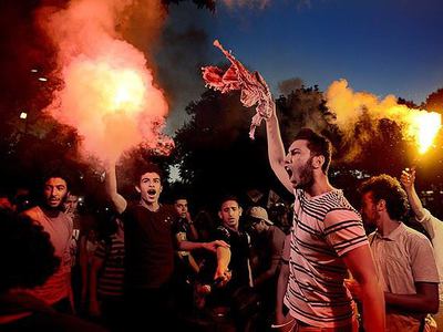 Saraçhane'de Rabia protestosu
