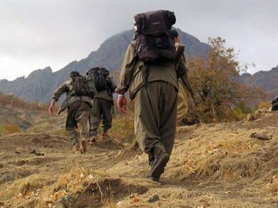 PKK korucuları taşıyan minibüse saldırdı