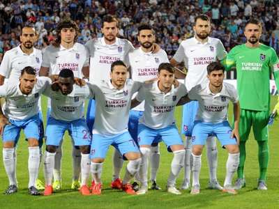 Avni Aker'de gerginlik
