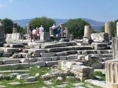 Roma dönemine ait 900 yıllık tuvaletler bulundu