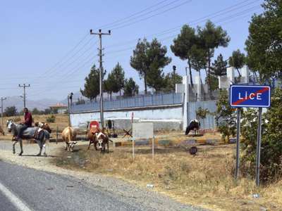 Teröristler öldürüldü yasak kalktı