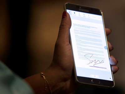Samsung Galaxy Note 5 en iyi ekrana sahip akıllı telefon