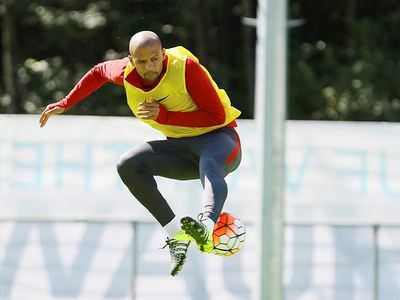 Melo'dan huzur yok!