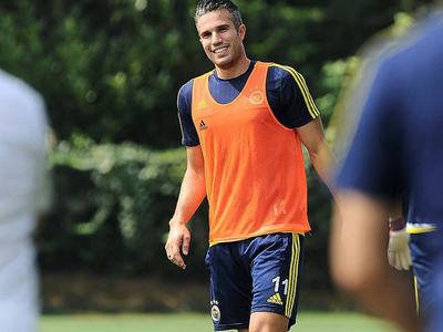Van Persie tarihi camilere hayran kaldı