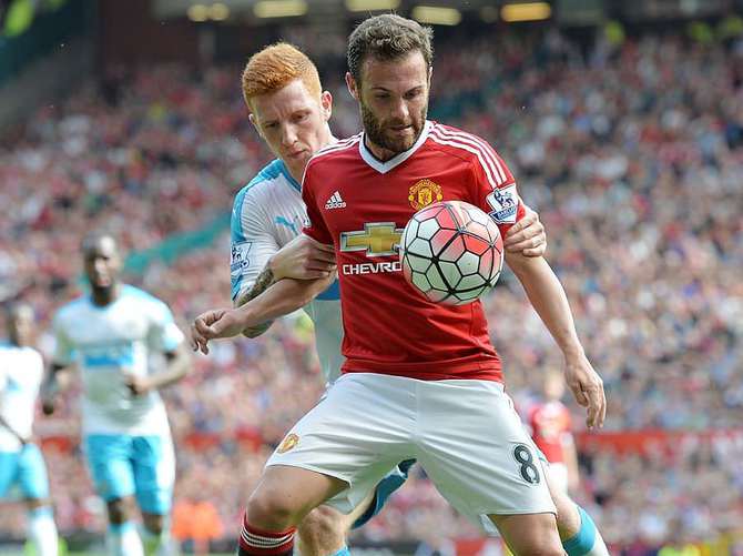 Manchester'a Newcastle engeli!