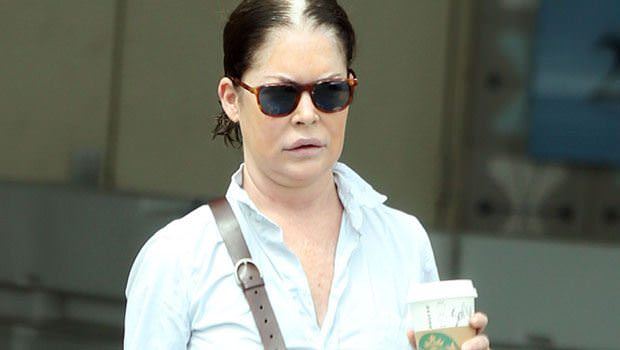 Lara Flynn Boyle'un yüzü tanınmaz hale geldi - 1