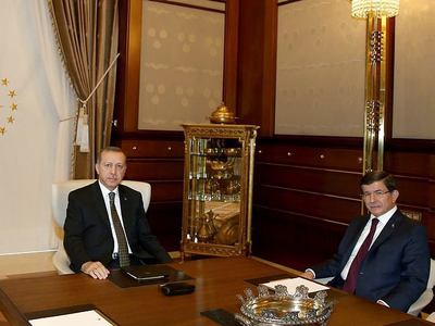 Cumhurbaşkanı Erdoğan'ın Başbakan Davutoğlu'nu kabulü başladı