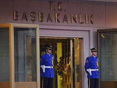 Başbakanlık'ta üçlü zirve