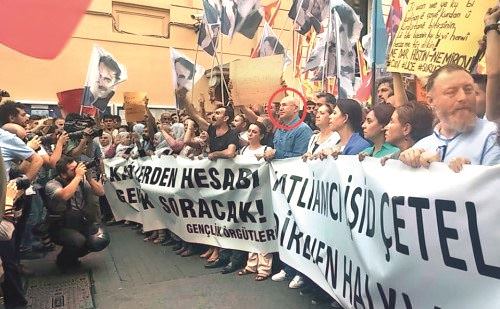 Çirkin adam Mahmut Tanal!