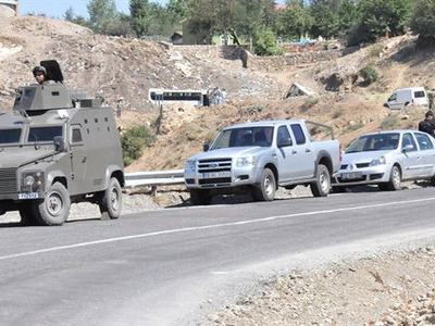 Şemdinli'de askere mayınlı saldırı