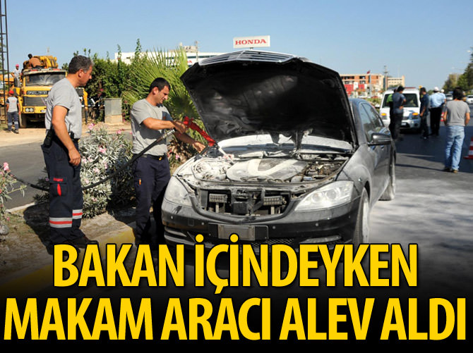 Eski Bakan Çavuşoğlu’nun makam aracı alev aldı