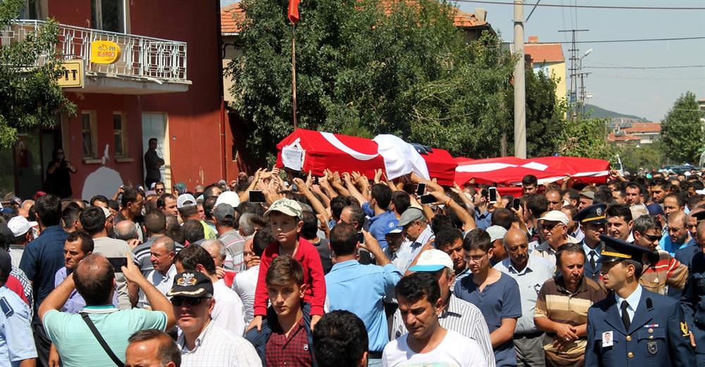 Şehit cenazesinde kahreden detay - 1