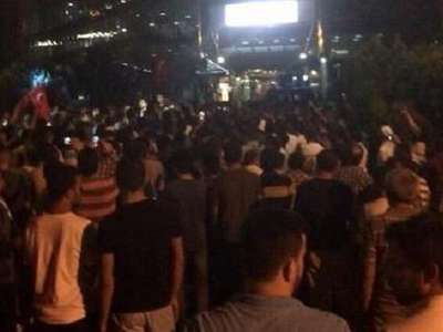 Provokasyon yapan Hürriyet'e protesto