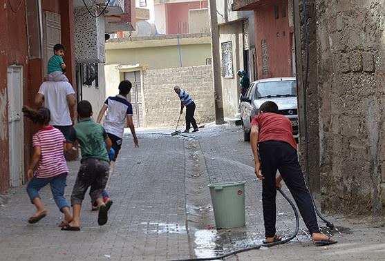 Cizre’de teröre rağmen temel ihtiyaçlar karşılanıyor