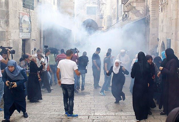 İsrail askeri Mescid-i Aksa’yı ’vurdu’