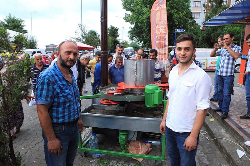 Karadenizli baba oğuldan müthiş icat