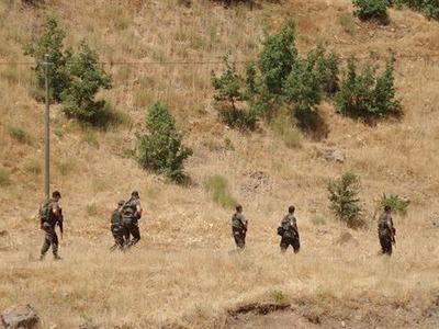 Hakkari'de sınırı ihlal eden İran askerleri yakalandı