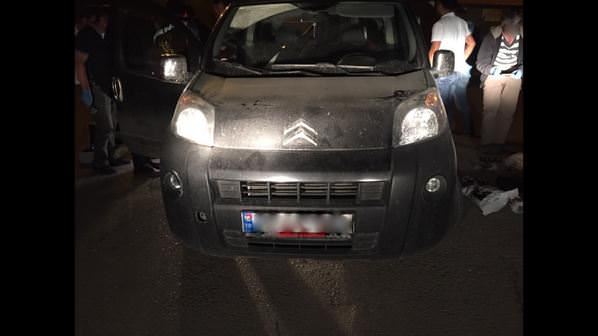 HDP'li başkanın aracında bomba kalıbı bulundu - 1
