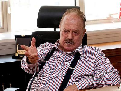 İlhan Cavcav: Biraz kafadan kontağım!
