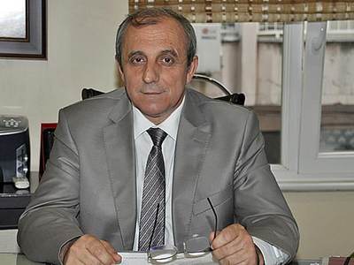 Emin Mehmet Karatan adaylıktan çekildiğini açıkladı