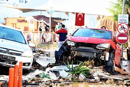 Felaket gün ağarınca ortaya çıktı - 1