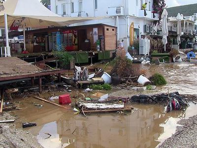 Bodrum'daki sağanaktan 350 ev ve iş yeri etkilendi