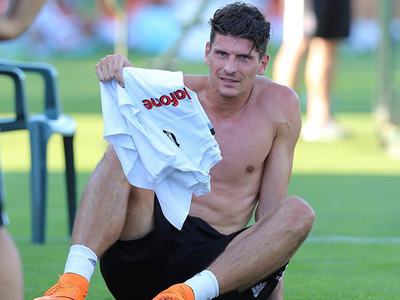 Mario Gomez: Beşiktaş'taki en yakın arkadaşım Recep