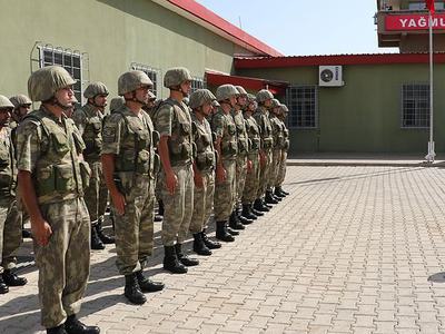 Mehmetçik bayramda sınır nöbetinde
