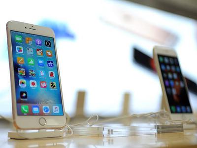 Apple, iPhone 6s ve iPhone 6s Plus rekor satışlarını duyurdu