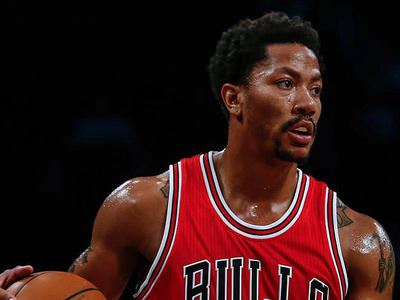 Derrick Rose bir kez daha sakatlandı