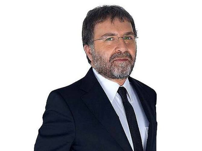 Ahmet Hakan'a evinin önünde saldırı