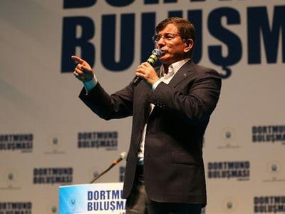 Düsseldorf Davutoğlu için hazır