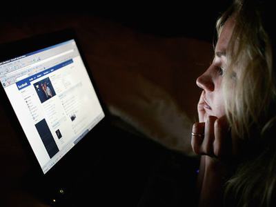 Facebook bağımlılığı boşanma nedeni