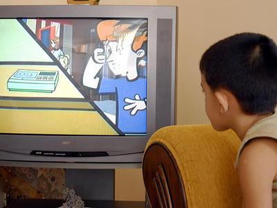 Çocuklara televizyon uyarısı