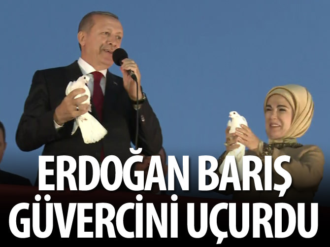 Erdoğan barış güvercini uçurdu