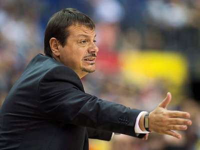 Ergin Ataman'a zatürre teşhisi