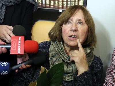 Nobel Edebiyat Ödülü Svetlana Aleksiyeviç'in