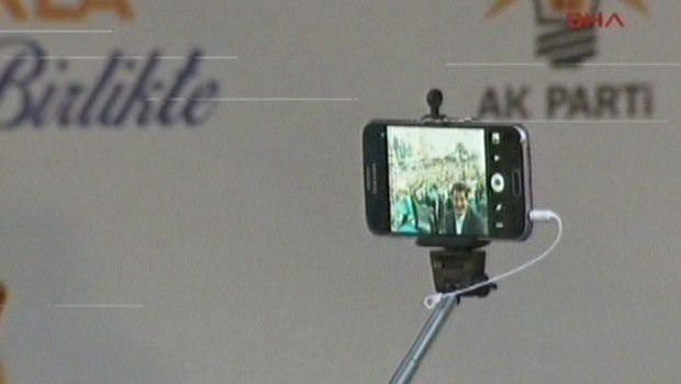 Başbakan'dan sahnede selfie sürprizi - 2