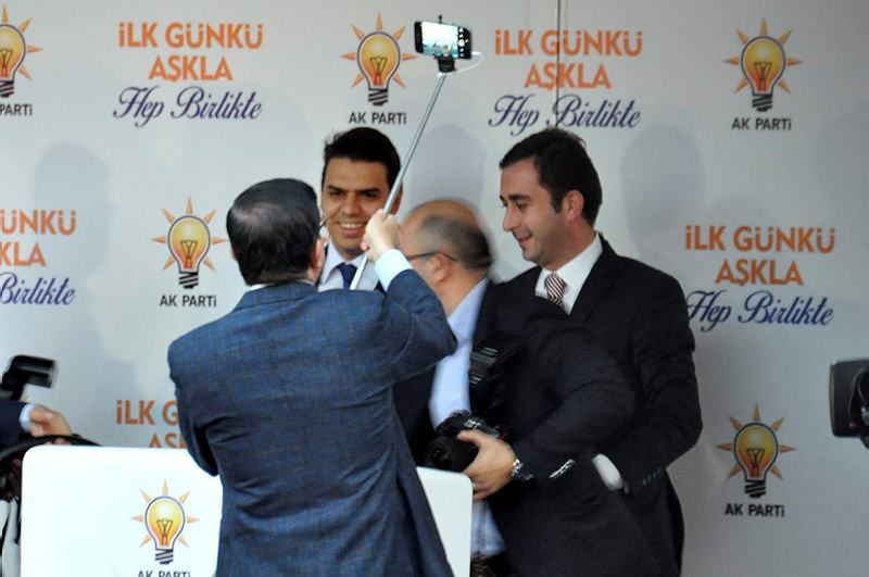 Başbakan'dan sahnede selfie sürprizi - 3