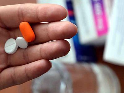 'Antibiyotik en az 5 yudum suyla içilmeli'