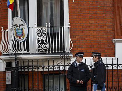 Londra polisinin 'Assange' nöbeti bitti