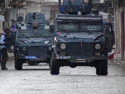 Şırnak'ta polis ekibine silahlı saldırı