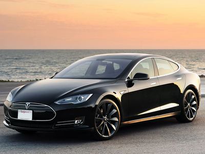 Tesla’nın otopilot güncellemesi duyuruldu