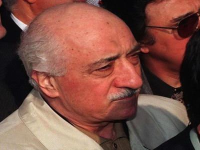 'Gülen bir numaralı şüpheli olarak aranıyor'