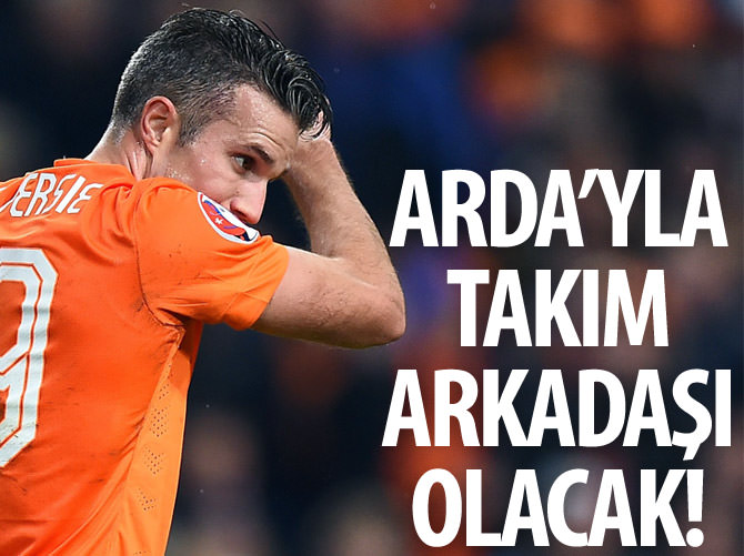 Barcelona, Robin Van Persie'nin peşinde!