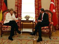 Merkel: 4 konuda Türkiye’yi destekleyeceğiz