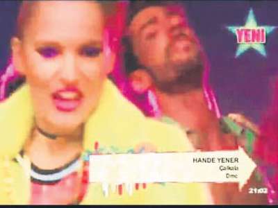 Demet Akalın yerine Hande Yener yazılınca...
