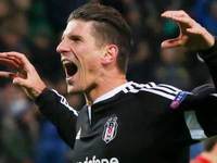 Saha karıştı, kavga çıktı